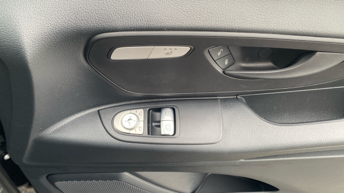 Mercedes-Benz Vito EL2 Electric Fwd 85kW 66kWh Pro Van Auto - Image 32